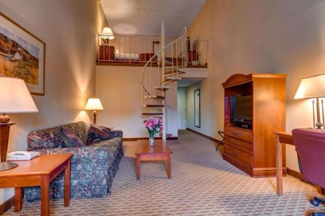 Chateau Resort & Conference Center تانيرسفيل المظهر الخارجي الصورة