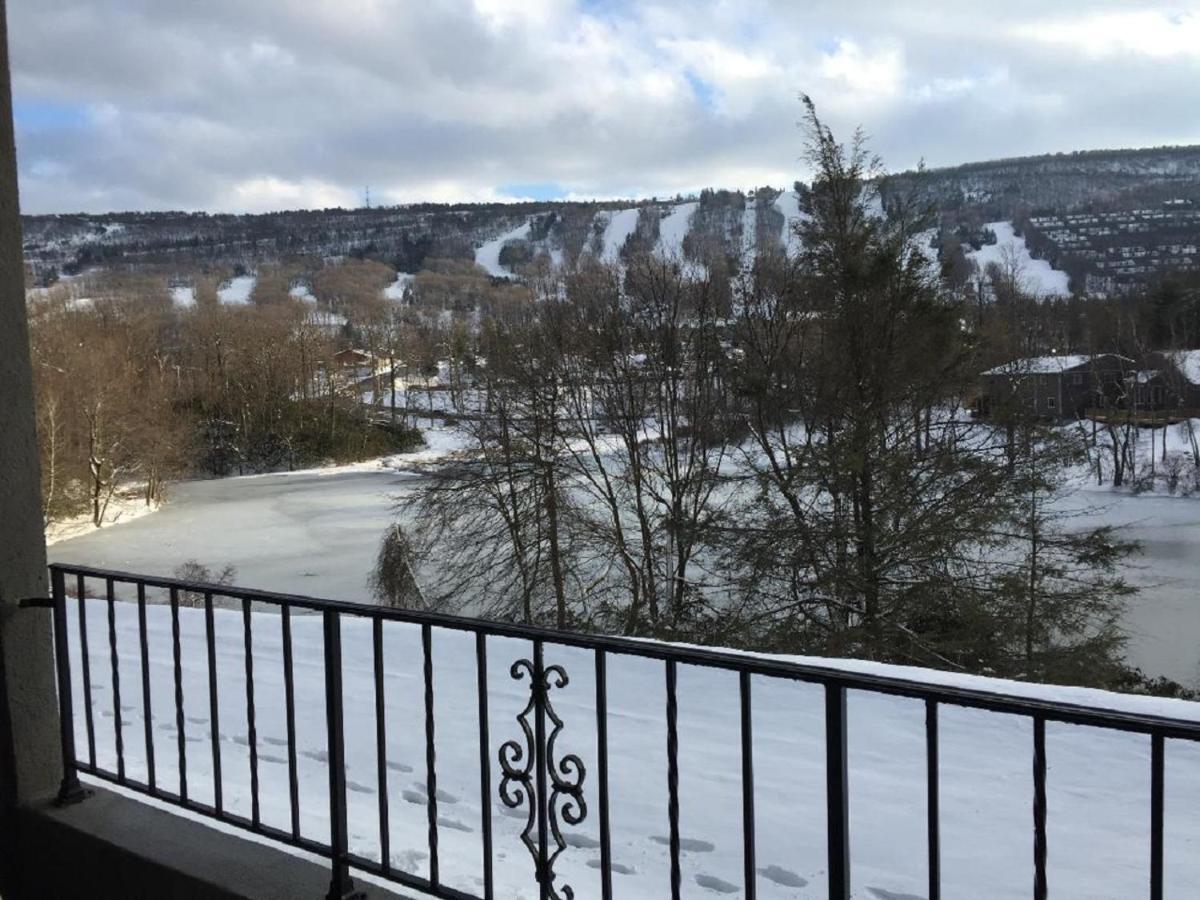 Chateau Resort & Conference Center تانيرسفيل المظهر الخارجي الصورة