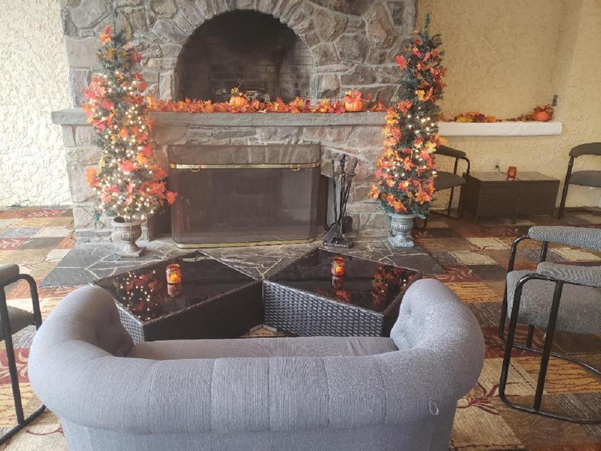 Chateau Resort & Conference Center تانيرسفيل المظهر الخارجي الصورة
